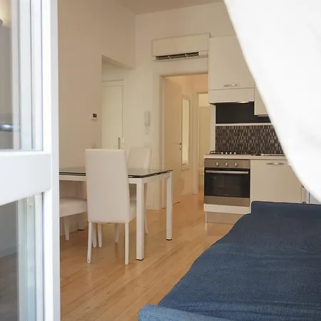 Apartamento The Gentleman - Mr Robinson Verona